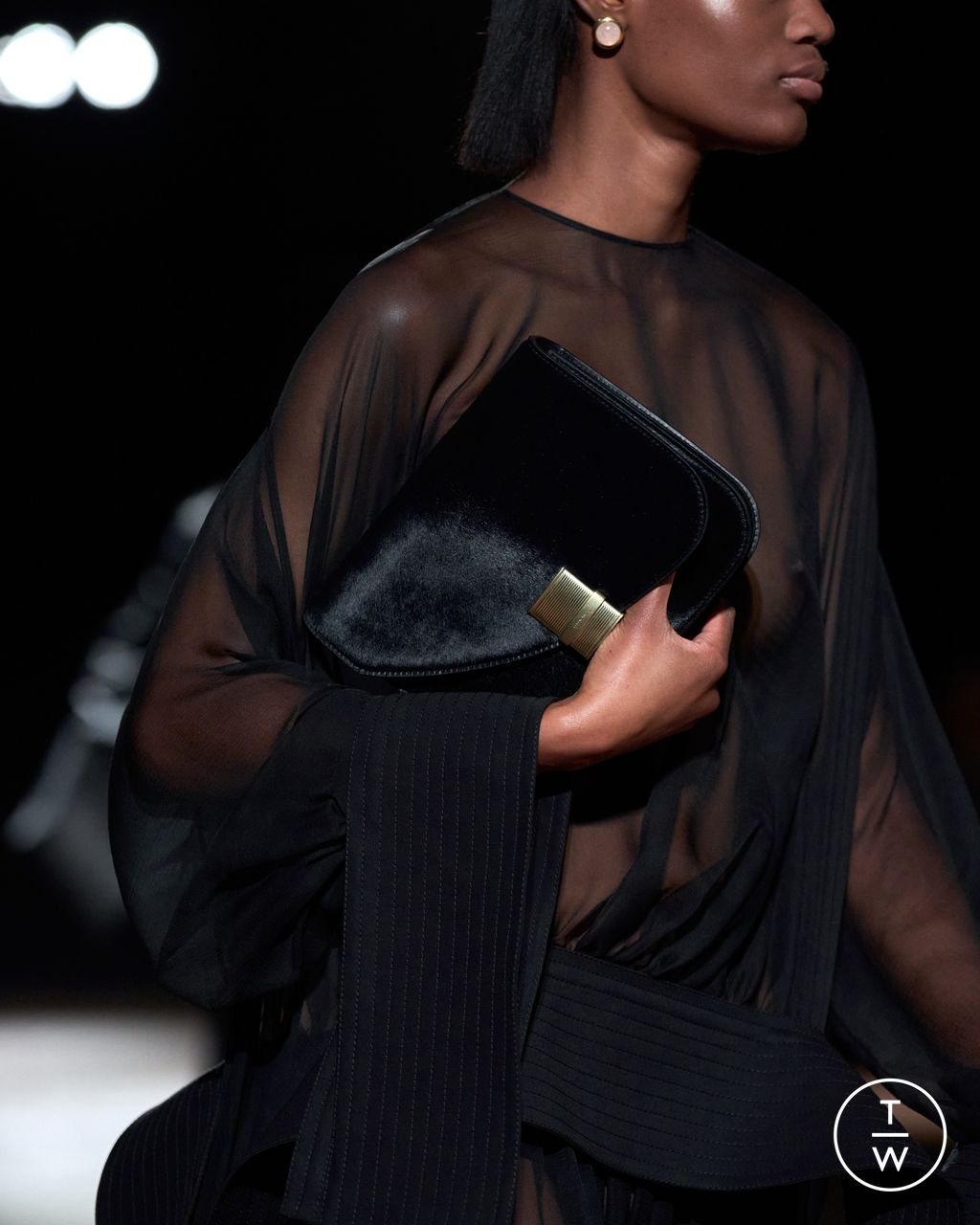 Fashion Week Milan Fall/Winter 2024 look 18 from the Ferragamo collection womenswear accessories
