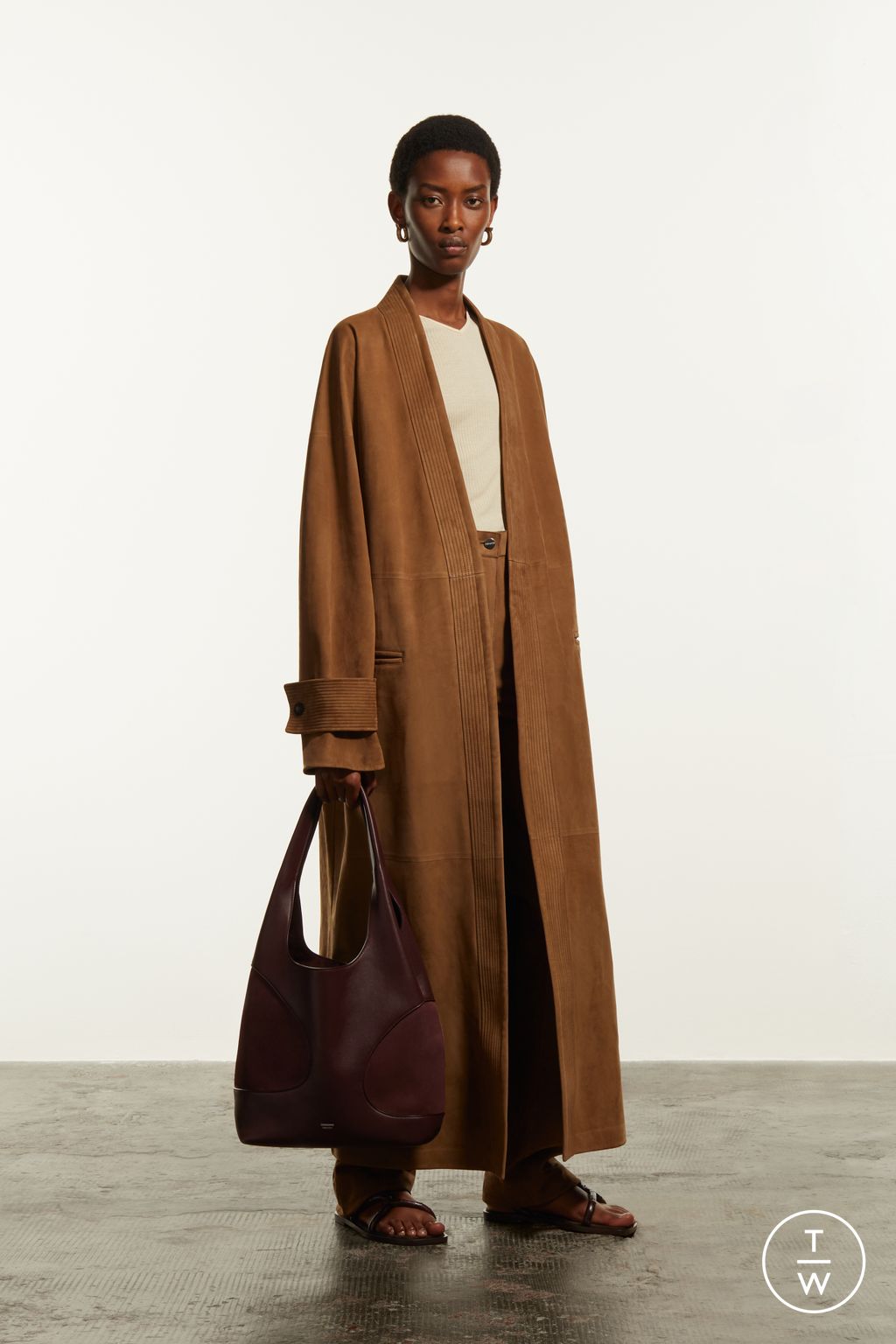 Fashion Week Milan Resort 2024 look 17 from the Ferragamo collection 女装