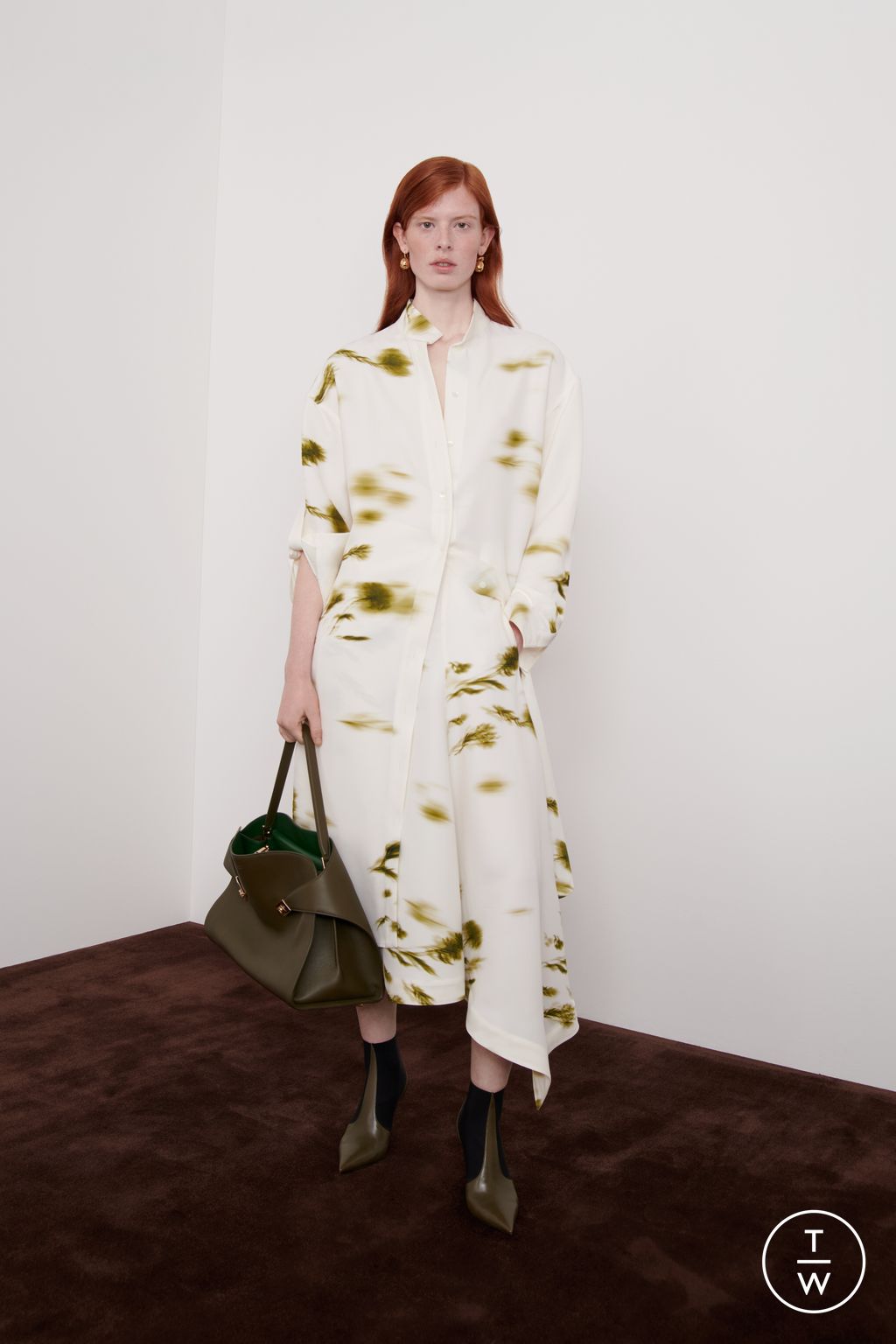 Fashion Week Milan Resort 2025 look 3 de la collection Ferragamo womenswear