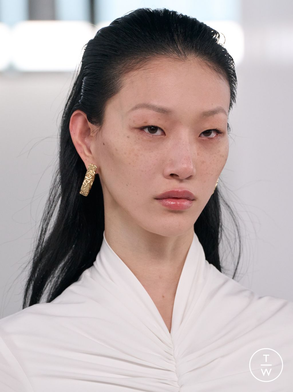 Fashion Week Milan Spring/Summer 2024 look 91 from the Ferragamo collection 女装配饰