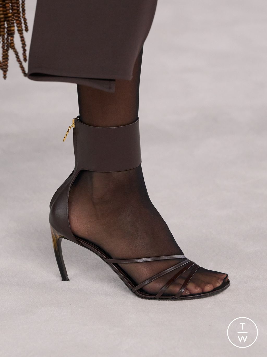 Fashion Week Milan Spring/Summer 2024 look 69 from the Ferragamo collection 女装配饰