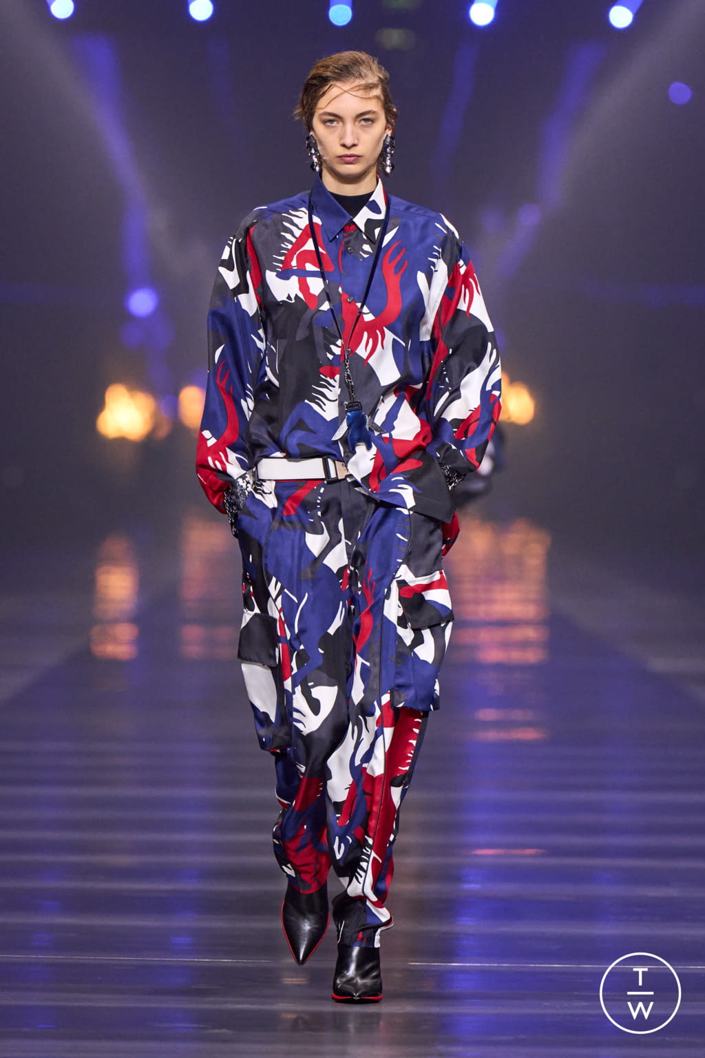 Fashion Week Milan Fall/Winter 2022 look 14 from the Ferrari collection 女装