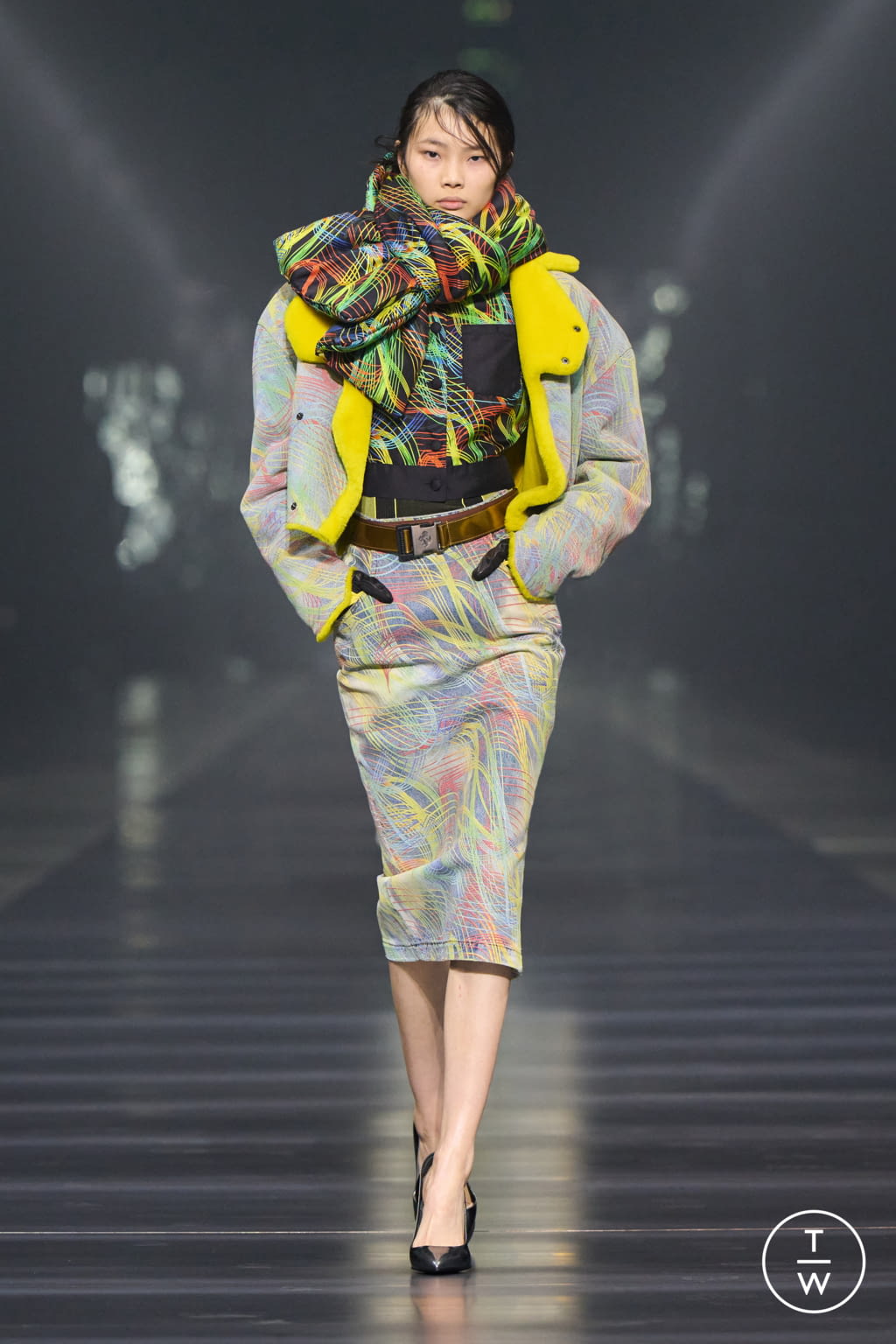 Fashion Week Milan Fall/Winter 2022 look 32 from the Ferrari collection 女装