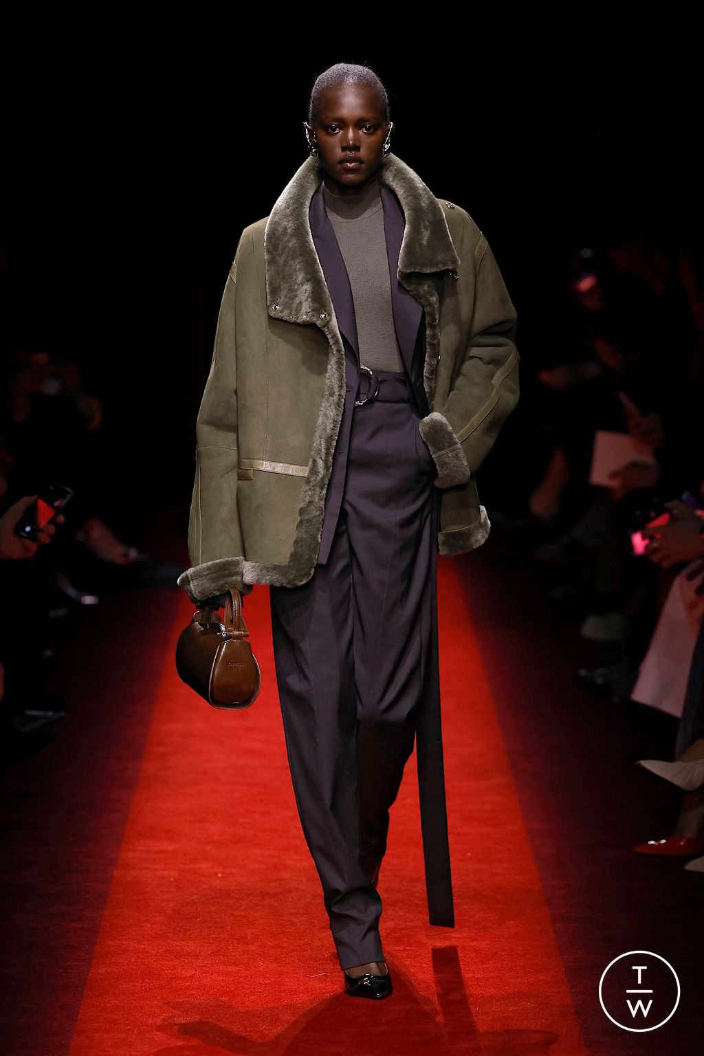Fashion Week Milan Fall/Winter 2025 look 20 de la collection Ferrari womenswear