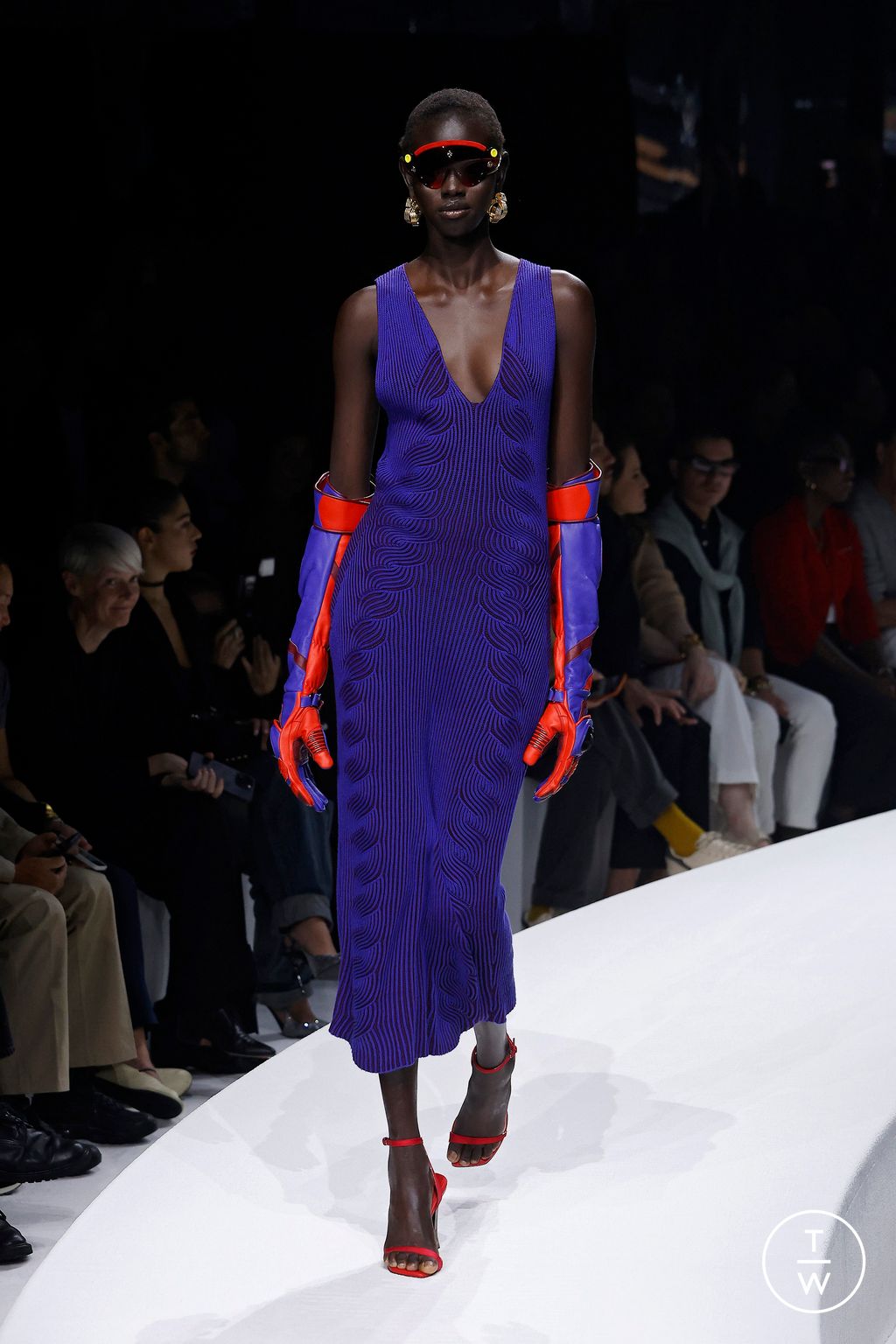 Fashion Week Milan Spring/Summer 2024 look 32 from the Ferrari collection 女装