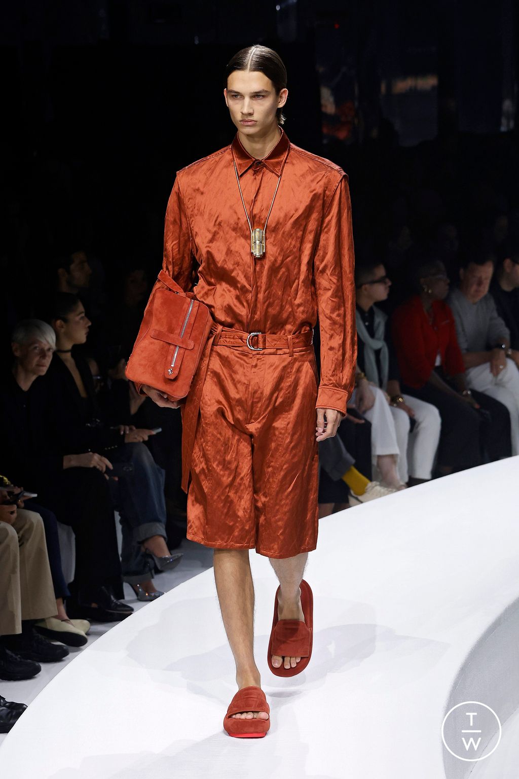 Fashion Week Milan Spring/Summer 2024 look 38 from the Ferrari collection 女装