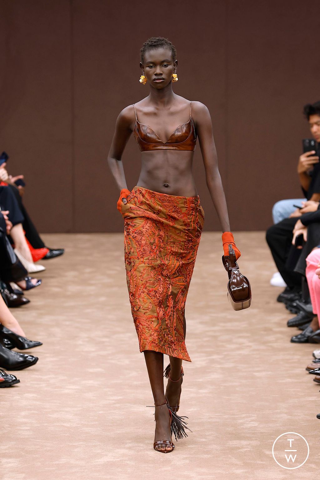 Fashion Week Milan Spring/Summer 2025 look 12 from the Ferrari collection 女装