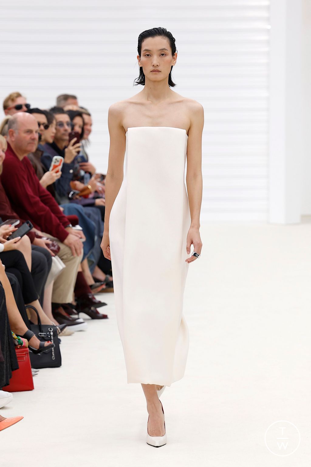 Fashion Week Milan Spring/Summer 2026 look 5 de la collection Ferrari womenswear