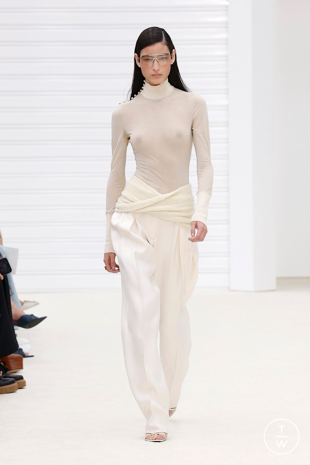 Fashion Week Milan Spring/Summer 2026 look 7 de la collection Ferrari womenswear