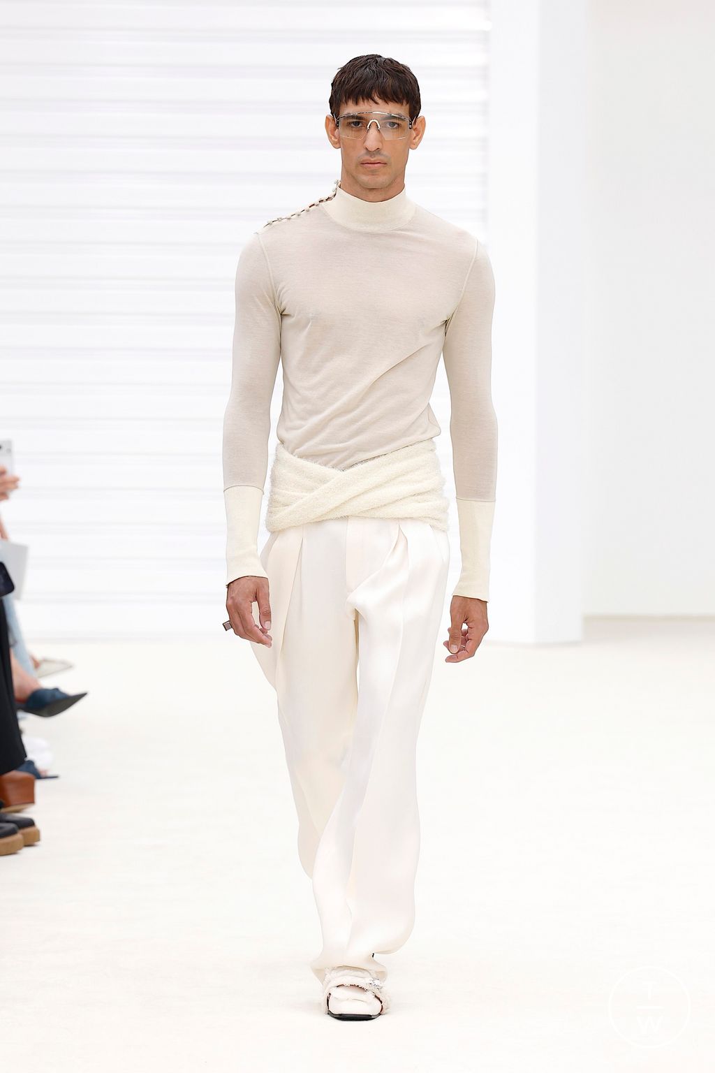 Fashion Week Milan Spring/Summer 2026 look 9 de la collection Ferrari womenswear