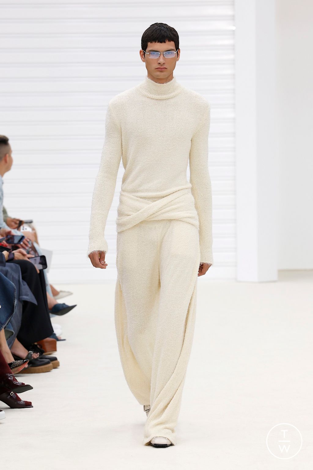 Fashion Week Milan Spring/Summer 2026 look 11 de la collection Ferrari womenswear