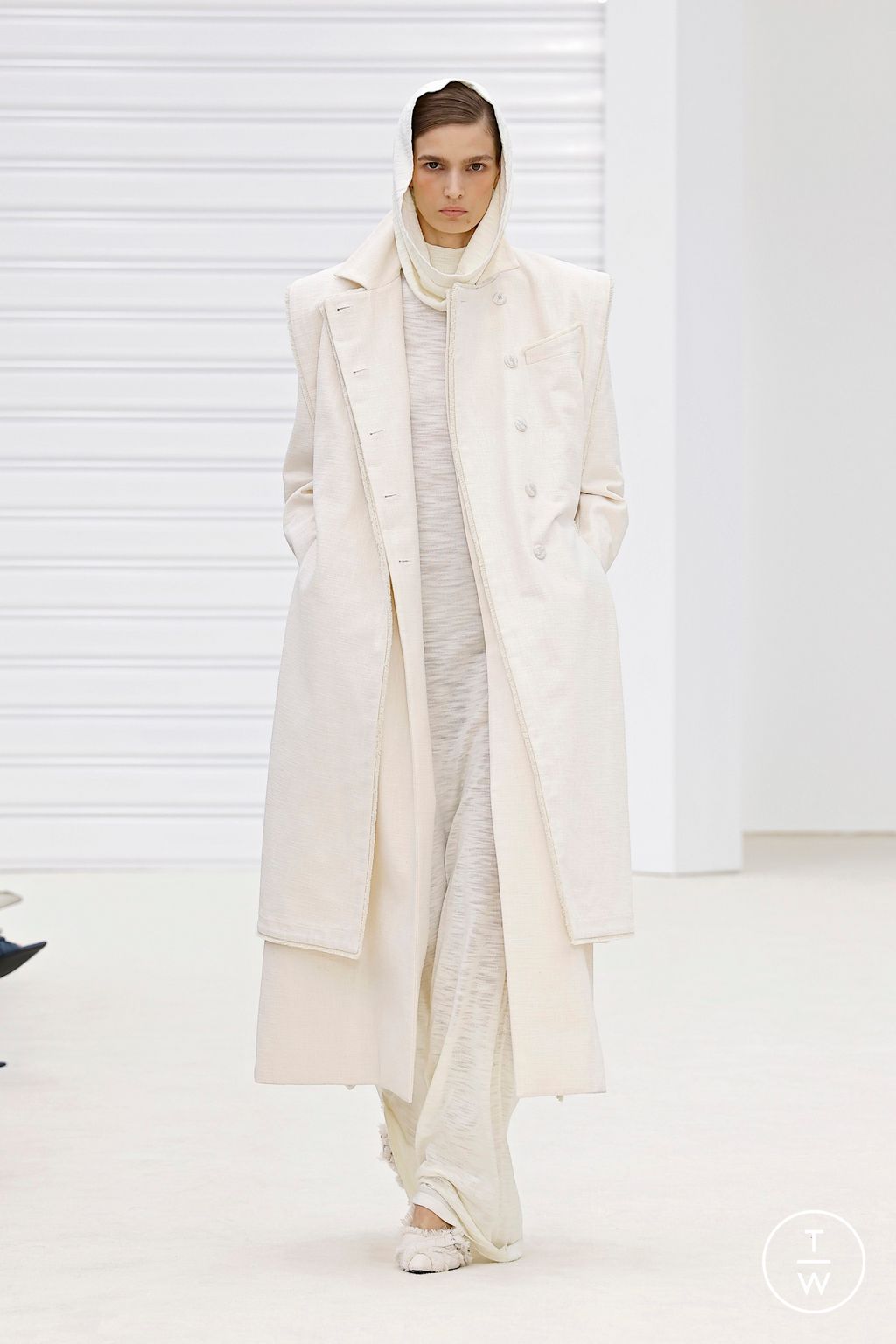 Fashion Week Milan Spring/Summer 2026 look 13 de la collection Ferrari womenswear