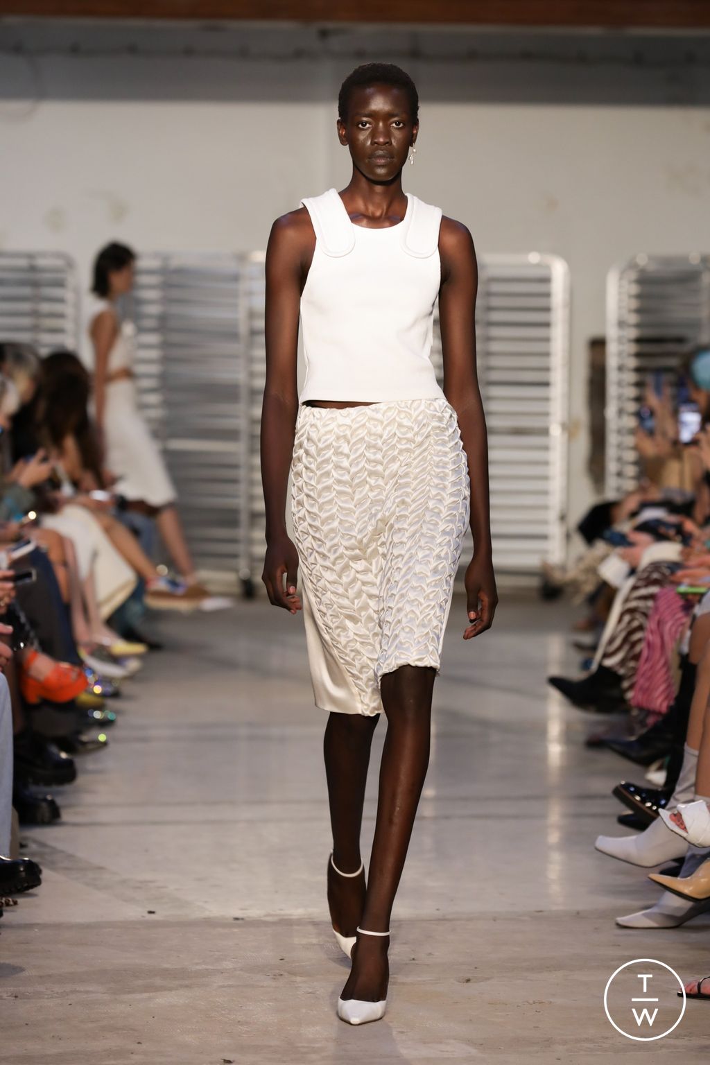 Fashion Week New York Spring/Summer 2023 look 9 de la collection Bevza womenswear
