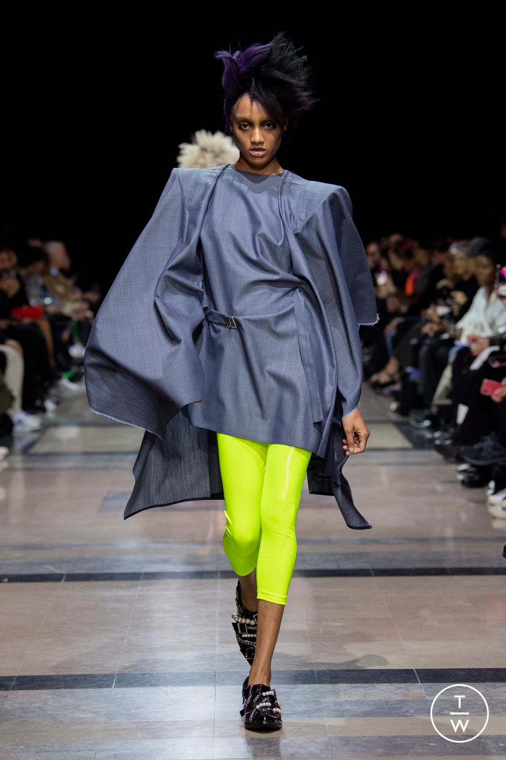 Fashion Week Paris Spring/Summer 2023 look 9 de la collection Junya Watanabe womenswear