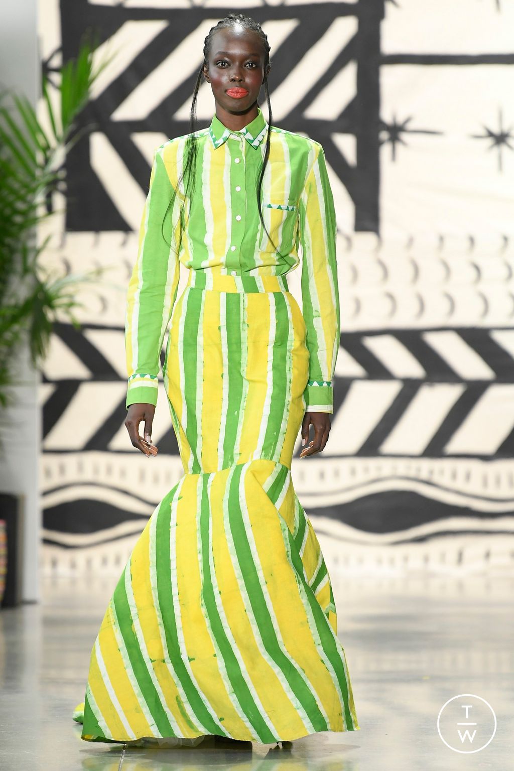 Fashion Week New York Spring/Summer 2023 look 46 from the Studio 189 collection womenswear