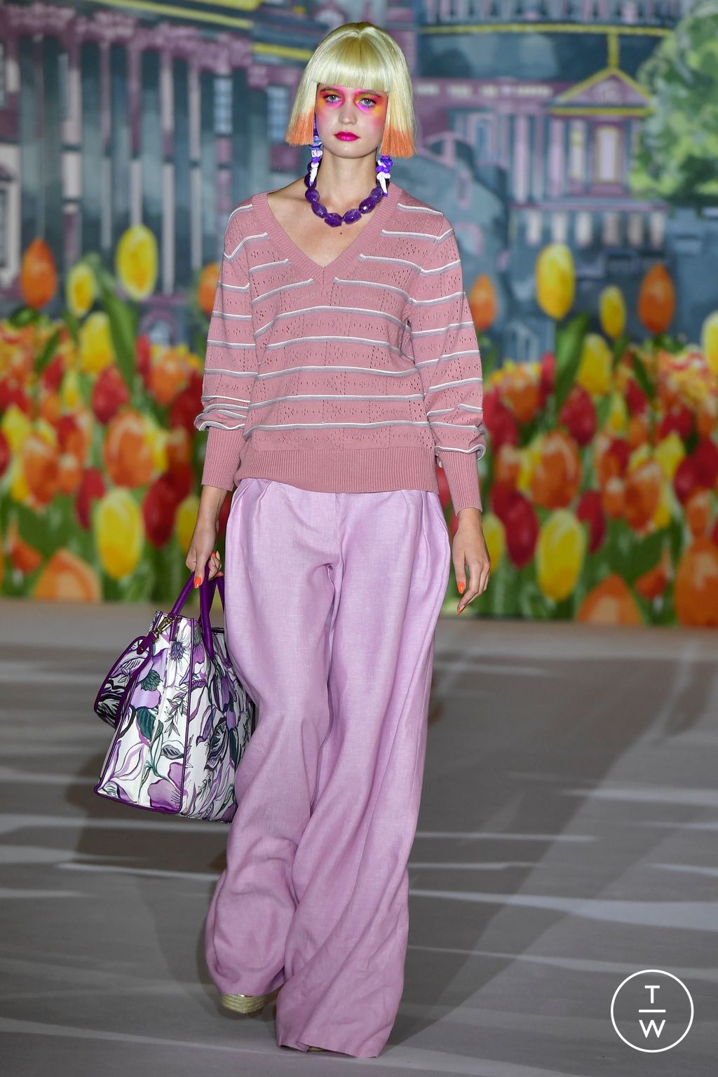 Fashion Week London Spring/Summer 2023 look 24 from the Paul Costelloe collection womenswear
