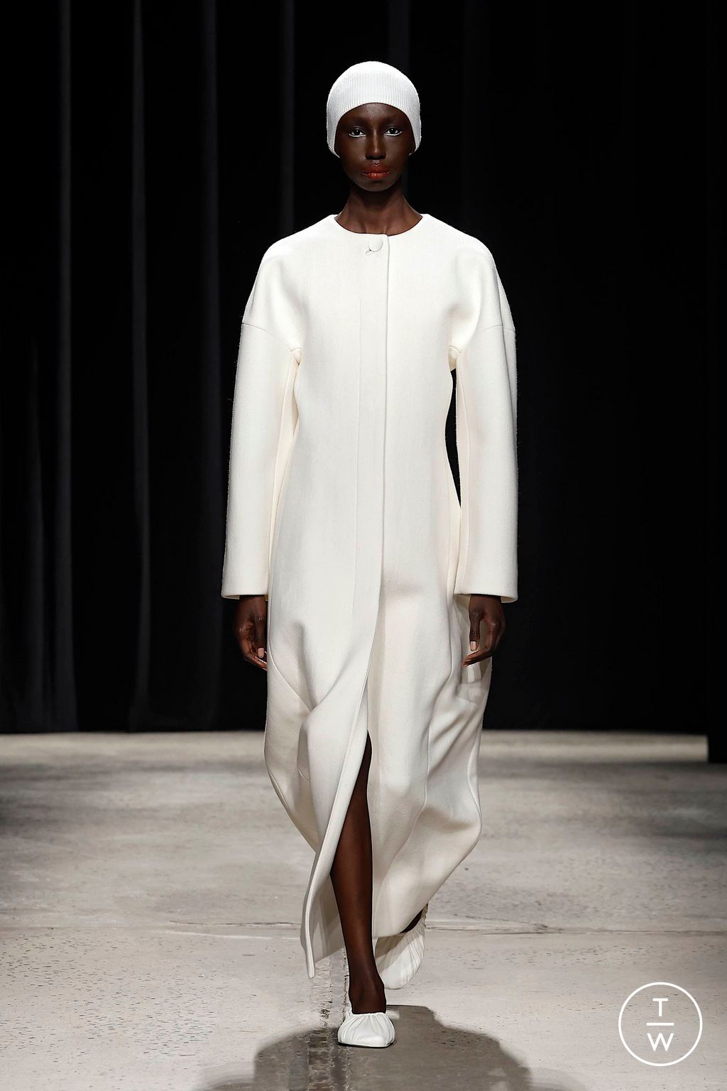 Fashion Week New York Fall/Winter 2024 look 8 de la collection FFORME womenswear