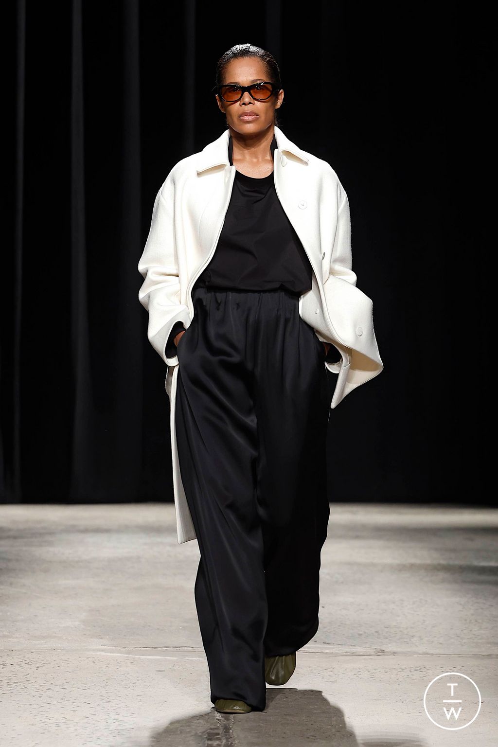Fashion Week New York Fall/Winter 2024 look 21 from the FFORME collection 女装