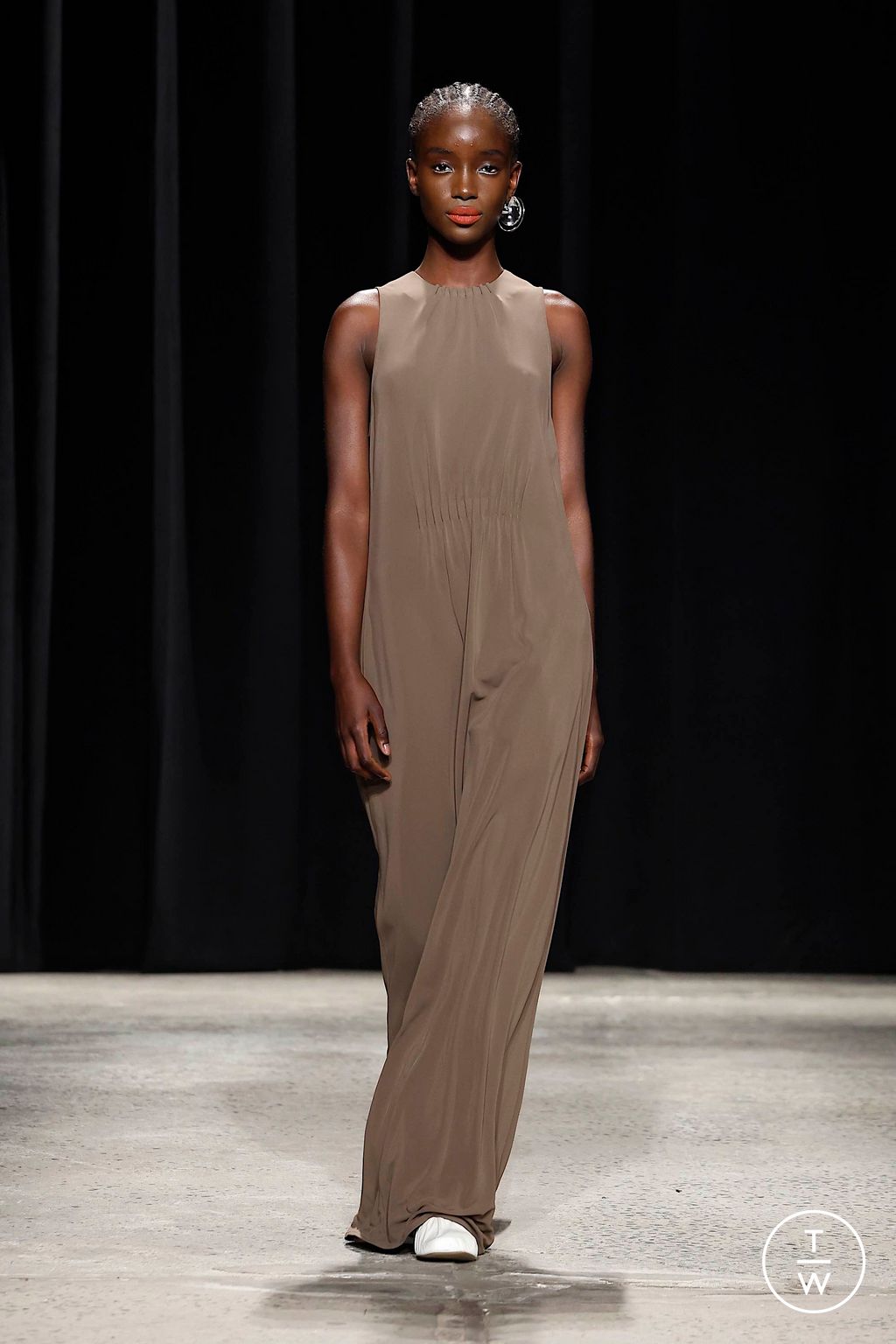 Fashion Week New York Fall/Winter 2024 look 26 de la collection FFORME womenswear