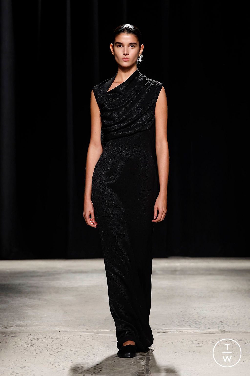 Fashion Week New York Fall/Winter 2024 look 34 from the FFORME collection 女装