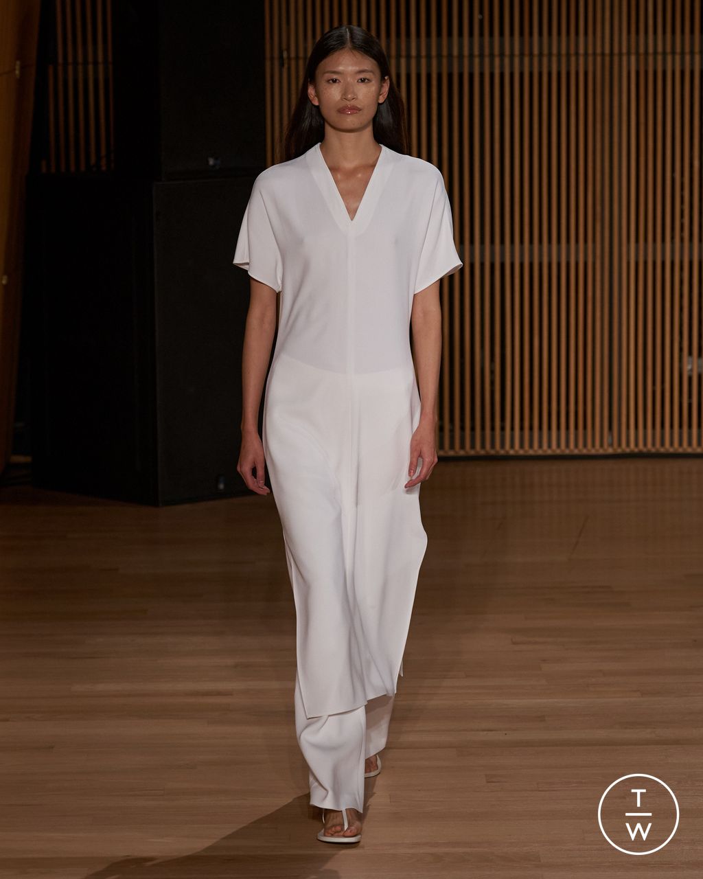 Fashion Week New York Spring/Summer 2024 look 20 from the FFORME collection 女装