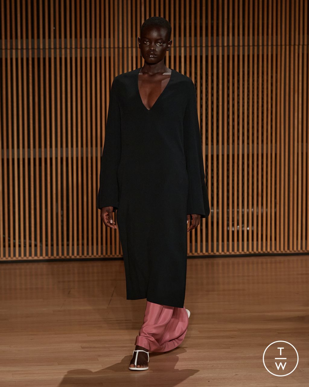 Fashion Week New York Spring/Summer 2024 look 29 from the FFORME collection 女装