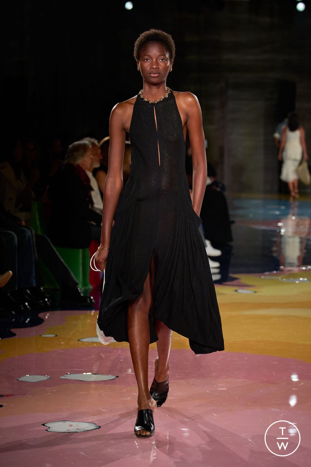 Fashion Week Milan Spring/Summer 2023 look 15 de la collection Bottega Veneta womenswear