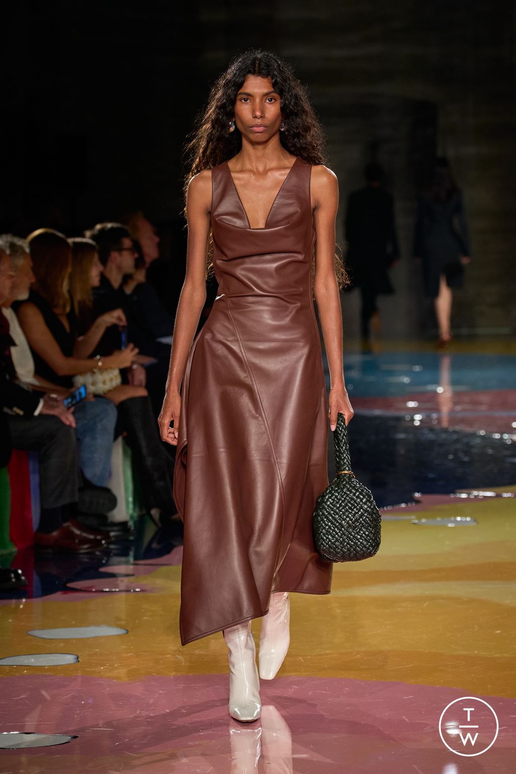 Fashion Week Milan Spring/Summer 2023 look 25 de la collection Bottega Veneta womenswear