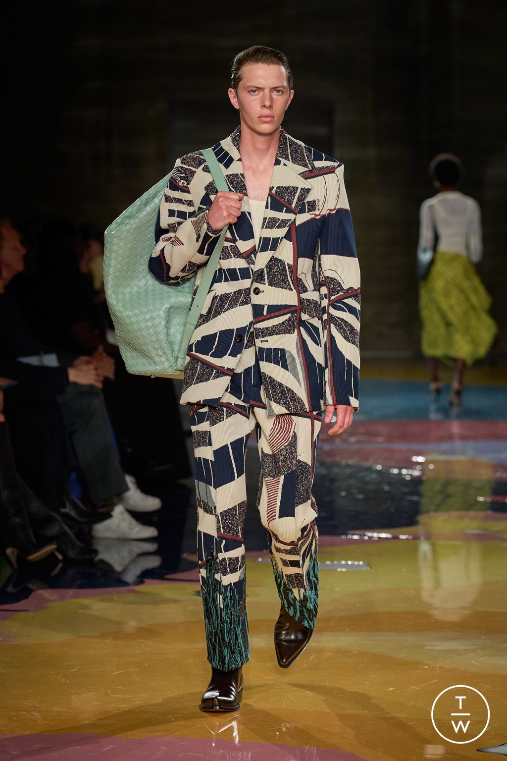 Fashion Week Milan Spring/Summer 2023 look 39 de la collection Bottega Veneta womenswear