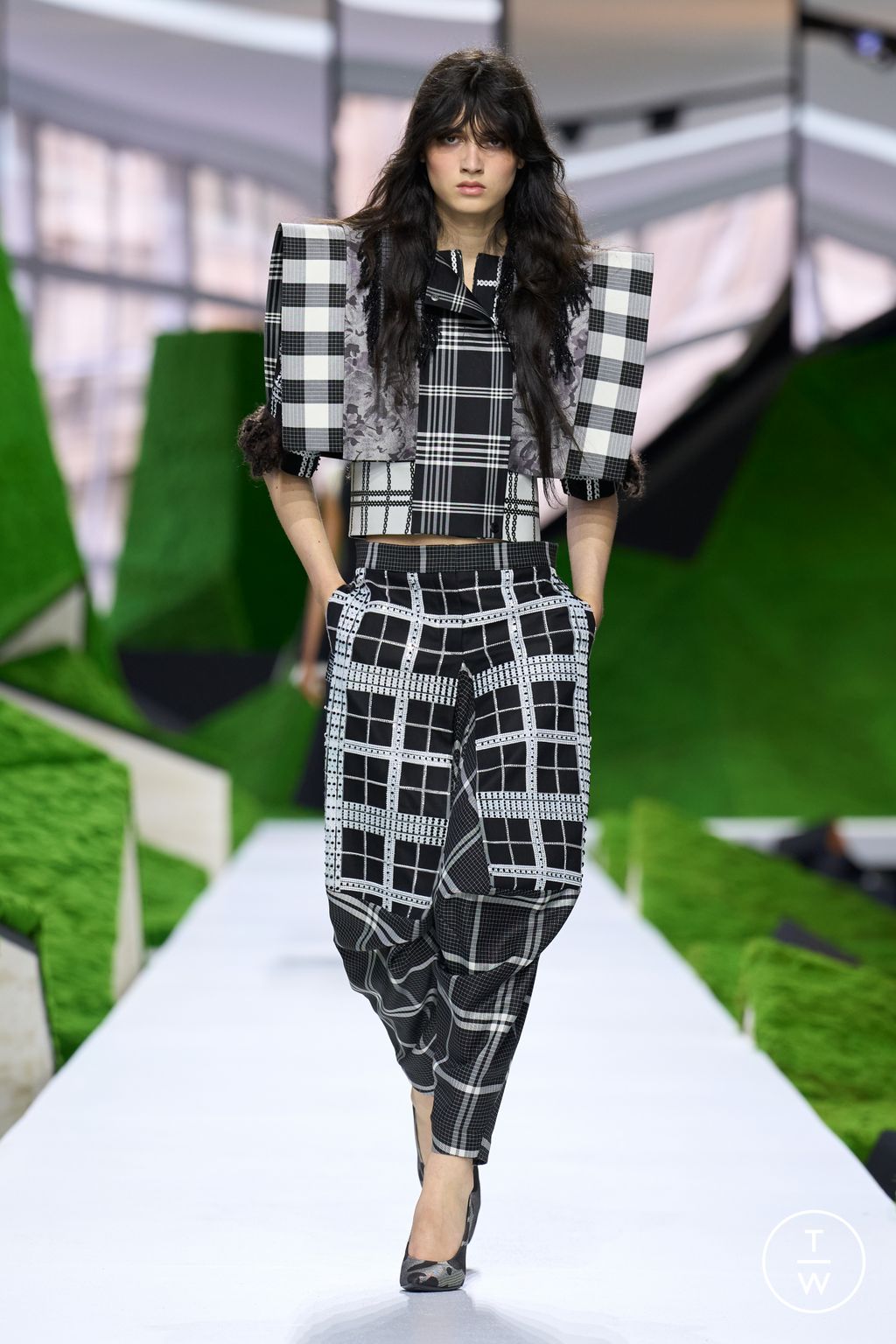 Fashion Week Paris Fall/Winter 2026 look 50 de la collection Louis Vuitton womenswear