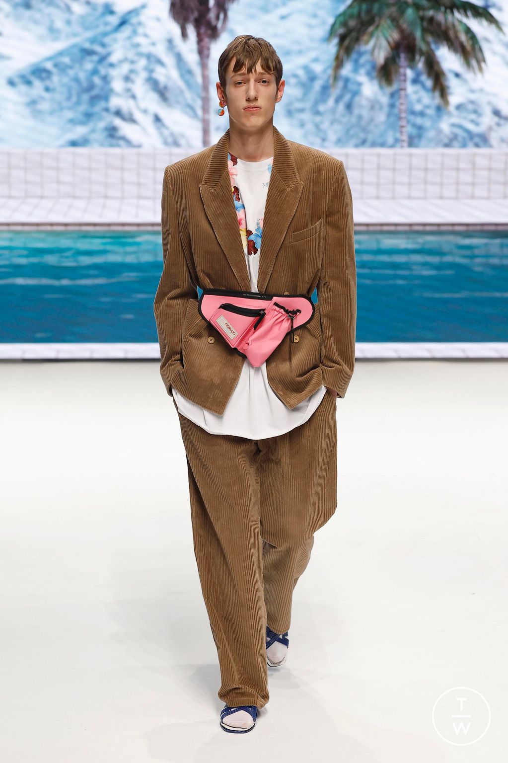 Fashion Week Milan Fall/Winter 2025 look 4 from the Fiorucci collection womenswear