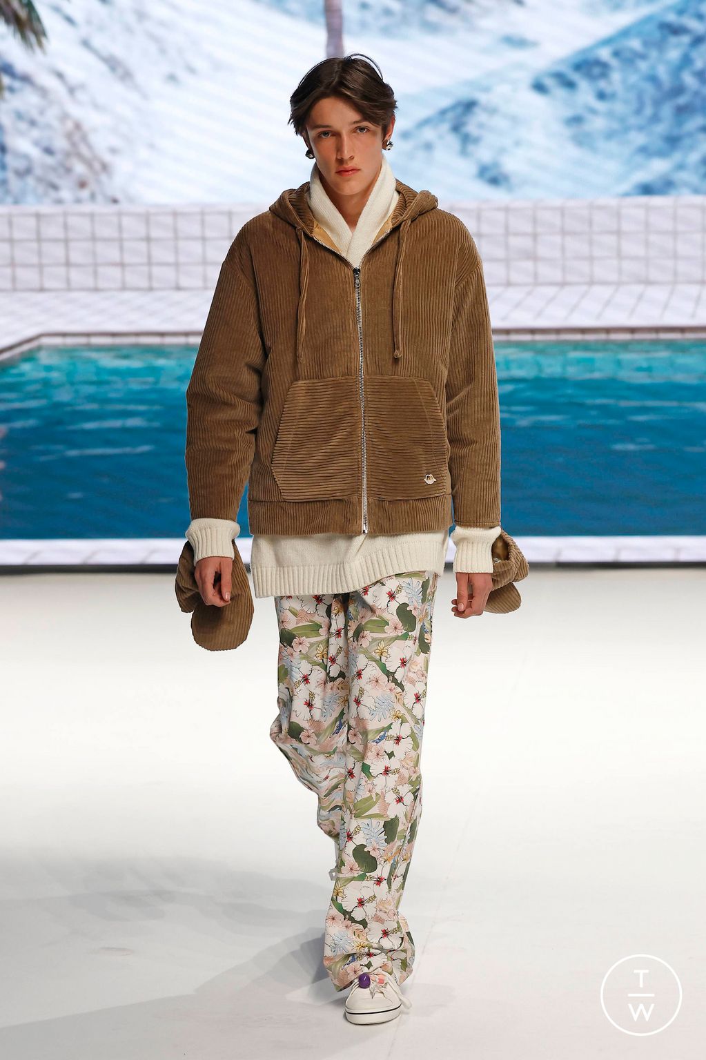 Fashion Week Milan Fall/Winter 2025 look 35 from the Fiorucci collection womenswear