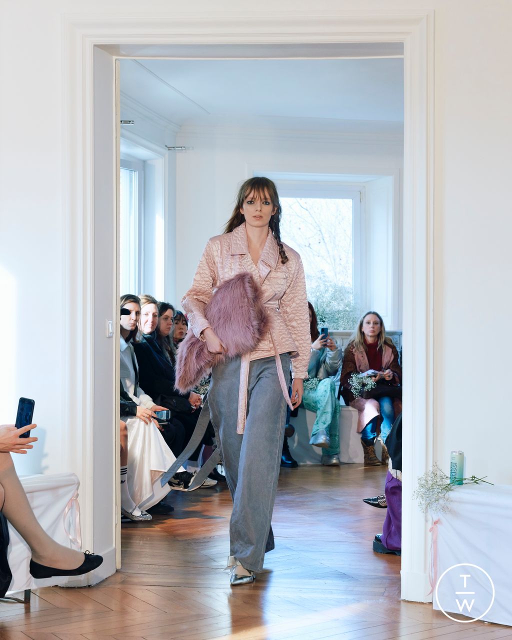 Fashion Week Paris Fall/Winter 2024 look 9 de la collection Florentina Leitner womenswear