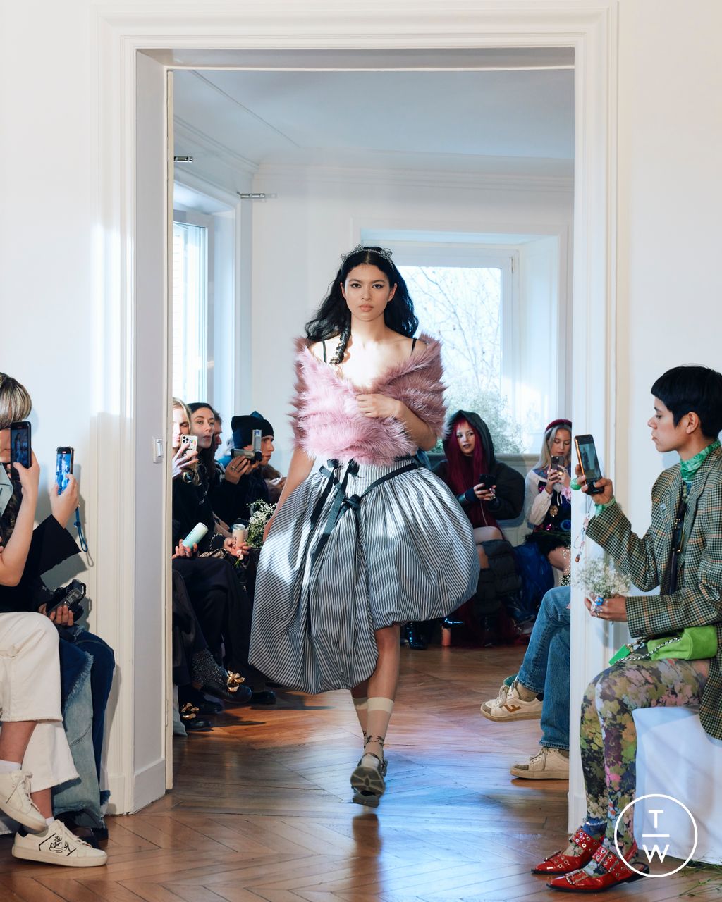 Fashion Week Paris Fall/Winter 2024 look 18 de la collection Florentina Leitner womenswear