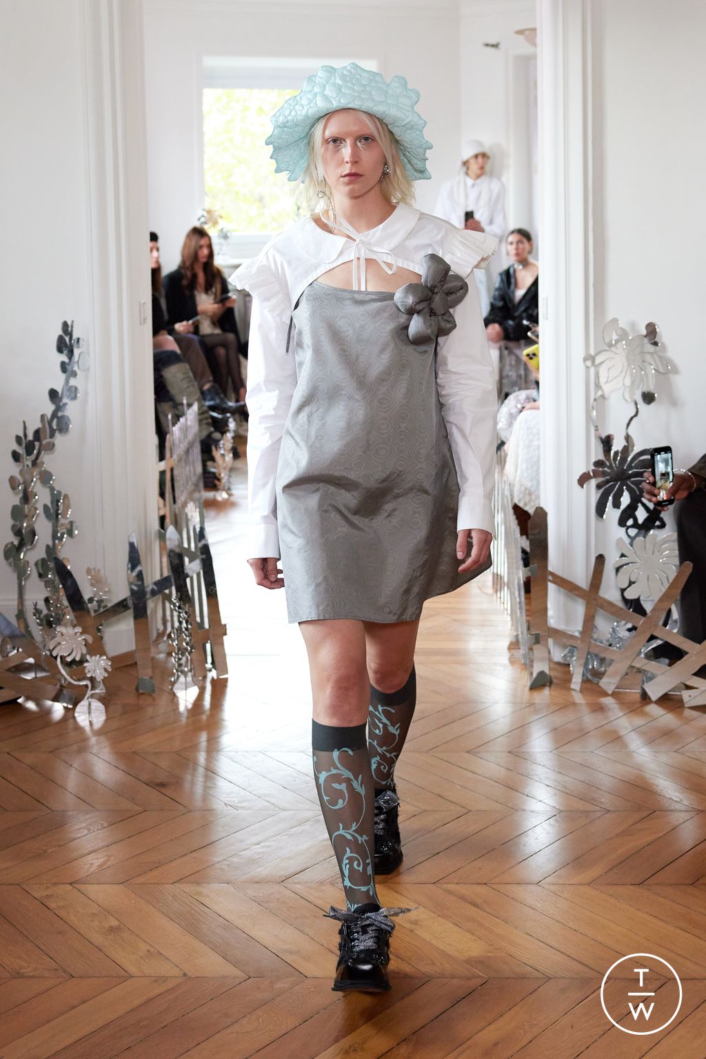 Fashion Week Paris Spring/Summer 2025 look 19 de la collection Florentina Leitner womenswear