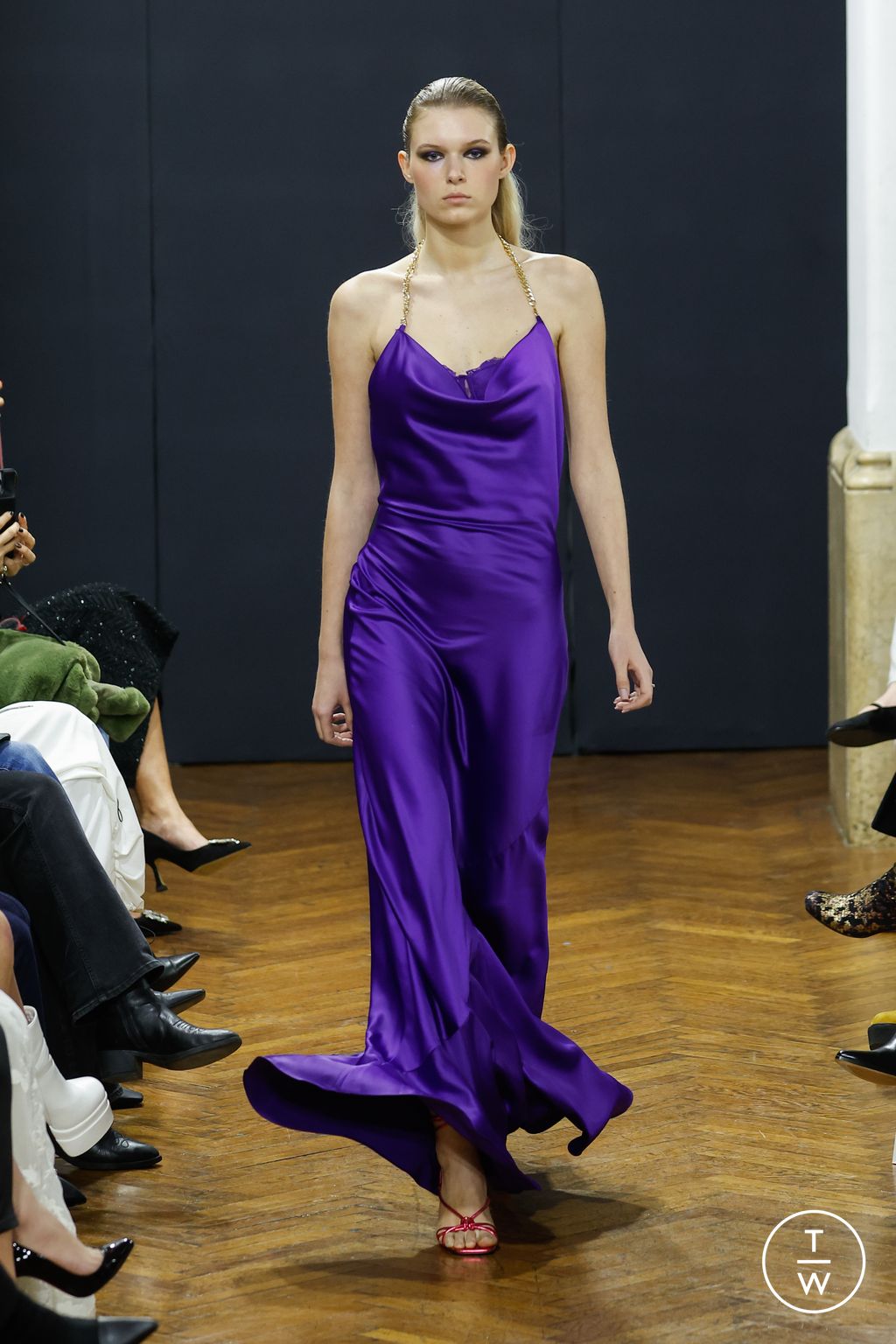 Fashion Week Milan Fall/Winter 2023 look 12 from the Fracomina collection 女装