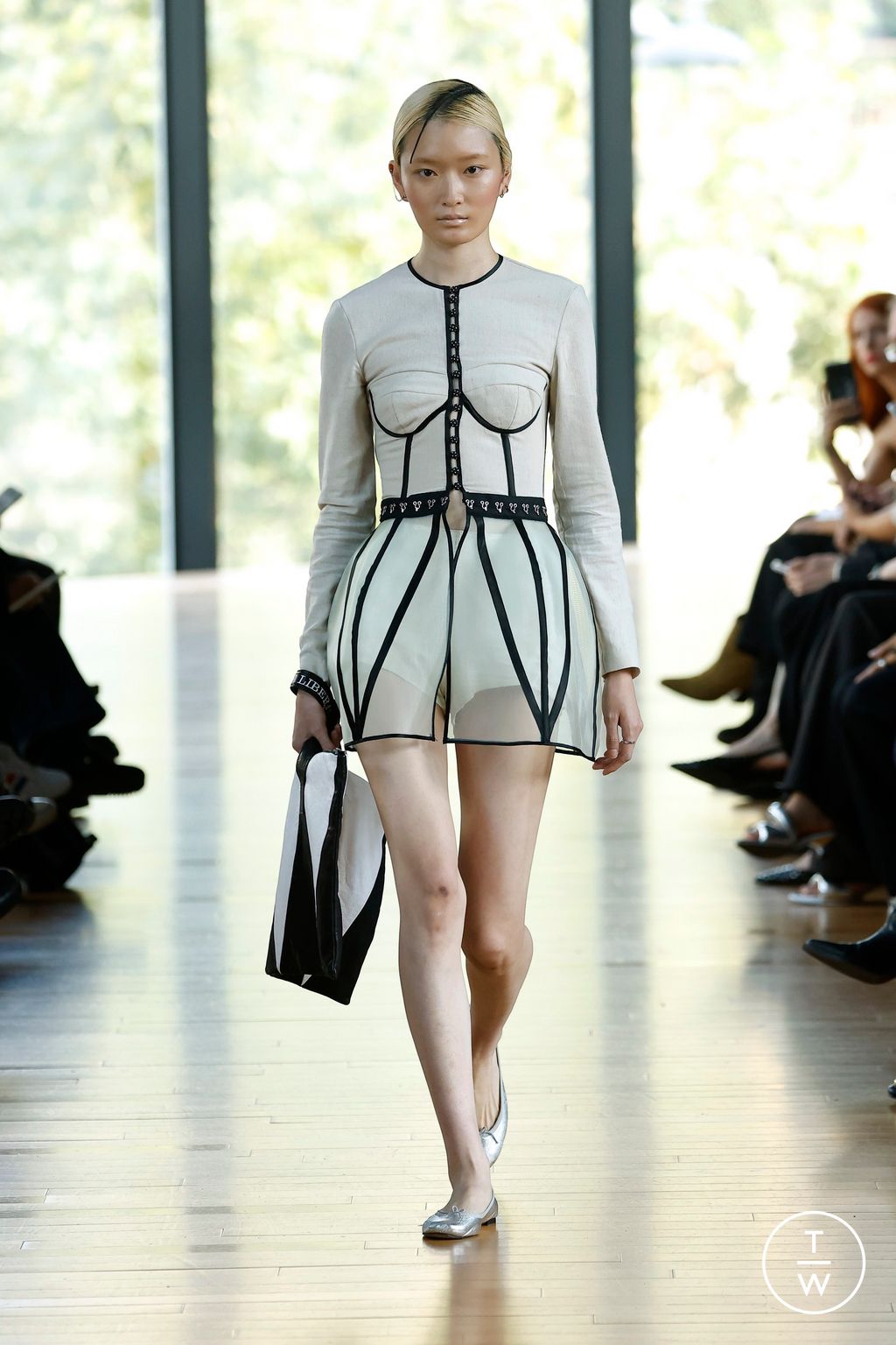 Fashion Week Milan Spring/Summer 2025 look 16 from the Francesca Liberatore collection womenswear