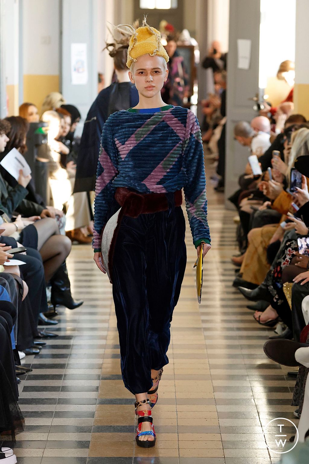 Fashion Week Milan Fall/Winter 2025 look 24 from the Francesca Liberatore collection womenswear