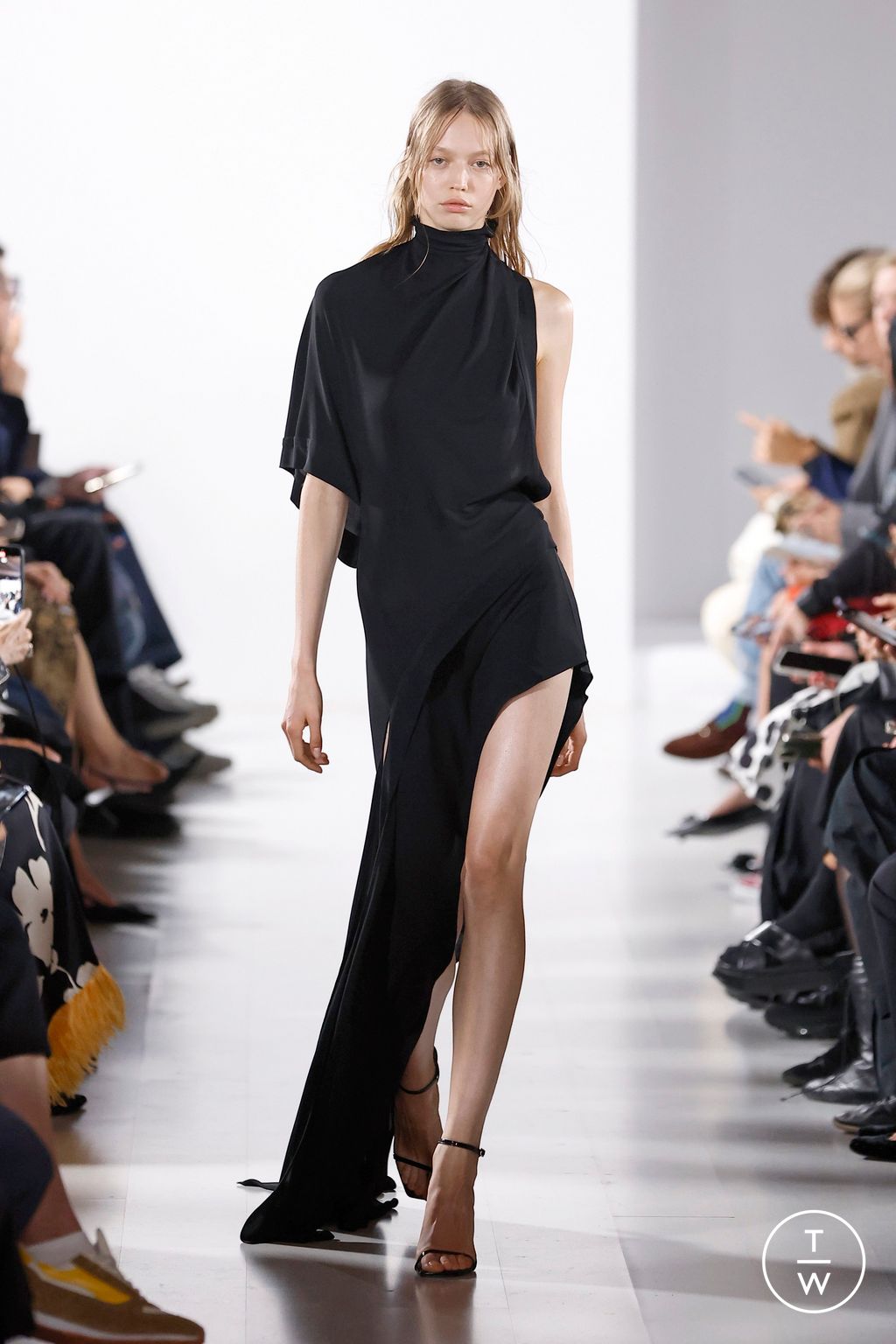 Fashion Week Milan Spring/Summer 2026 look 24 from the Francesco Murano collection womenswear