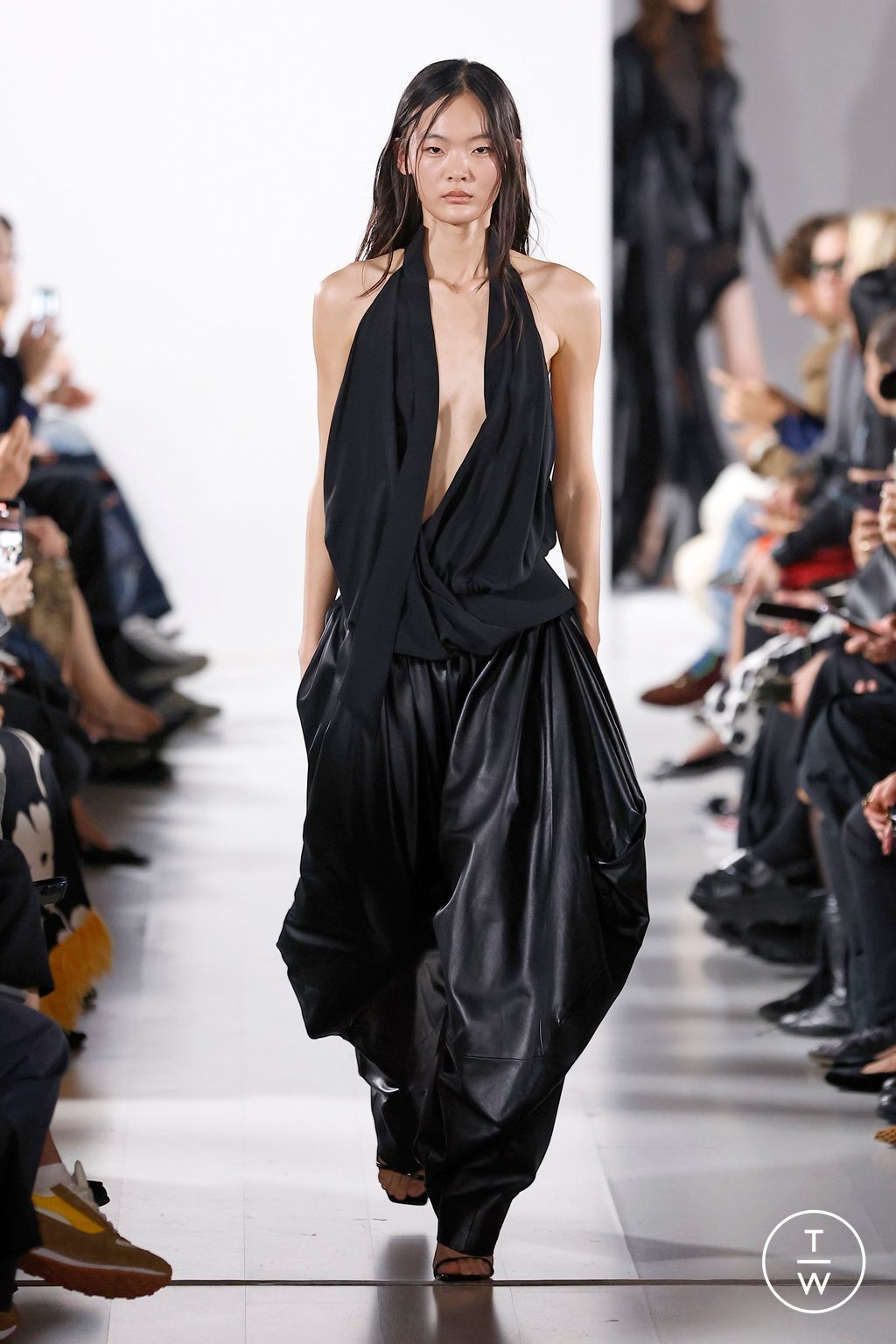 Fashion Week Milan Spring/Summer 2026 look 25 from the Francesco Murano collection womenswear