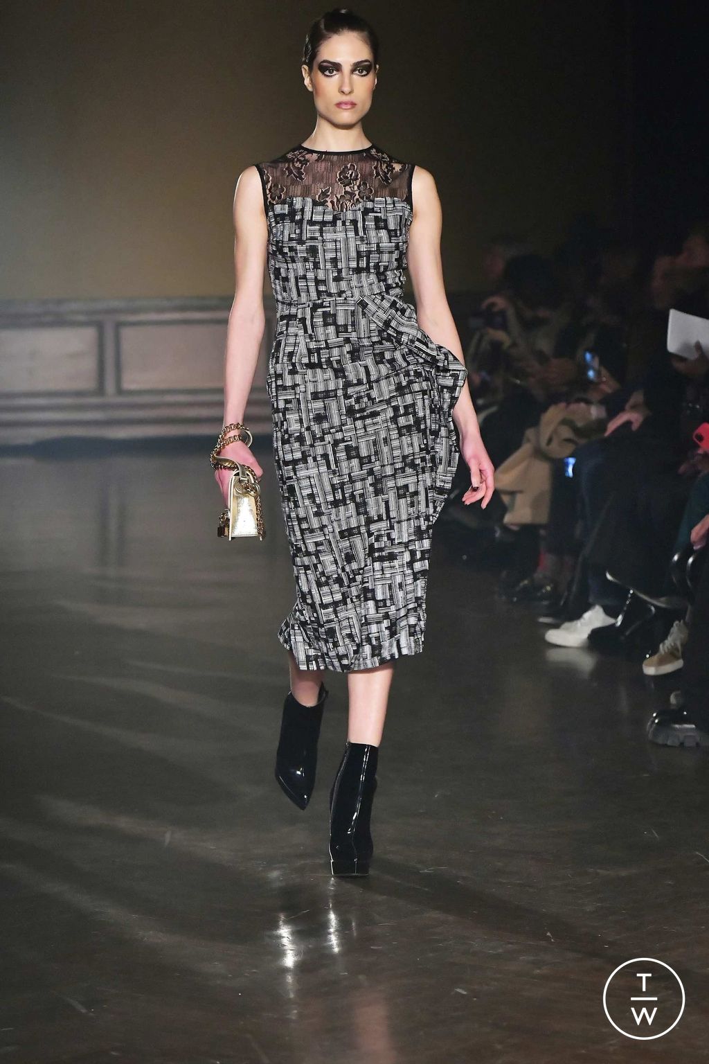 Fashion Week New York Fall/Winter 2023 look 22 from the Frederick Anderson collection womenswear