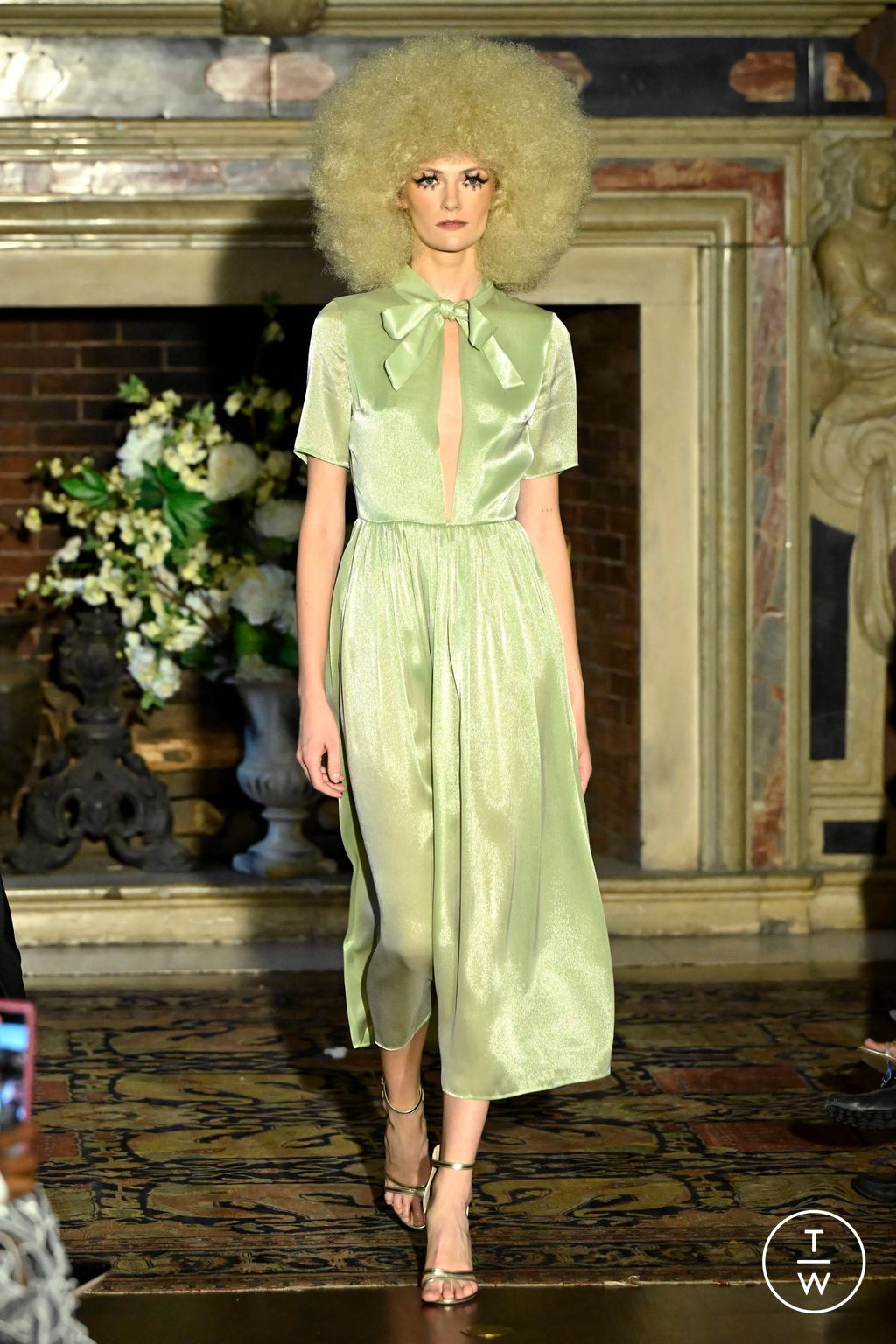 Fashion Week New York Spring/Summer 2024 look 16 de la collection Frederick Anderson womenswear