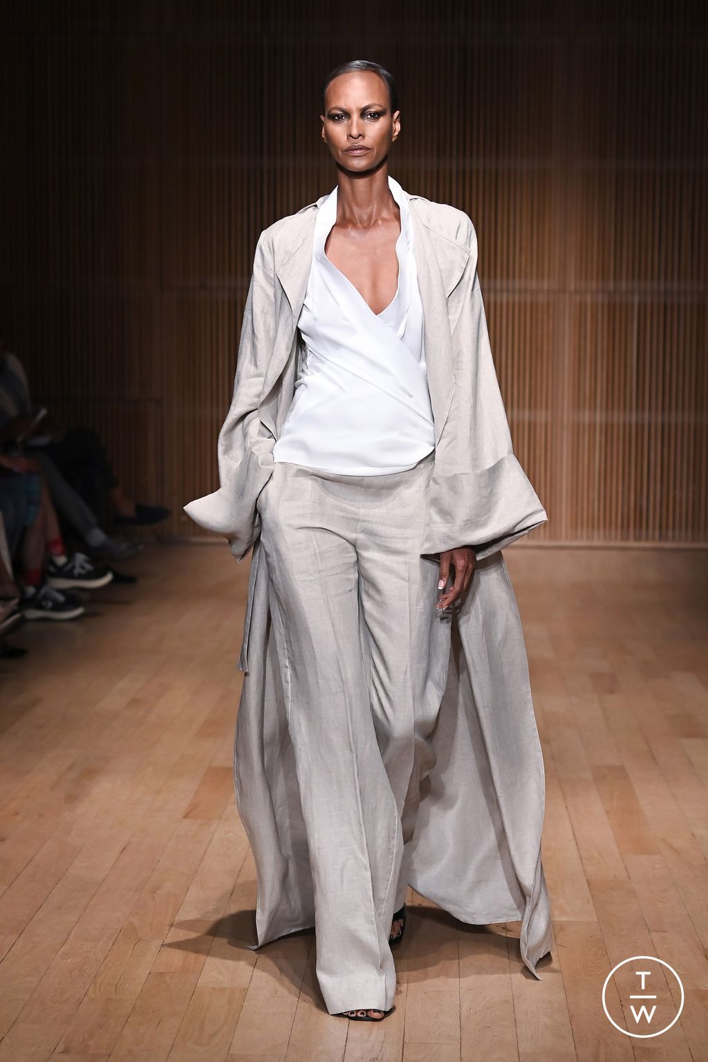 Fashion Week New York Spring-Summer 2025 look 1 from the Frederick Anderson collection womenswear