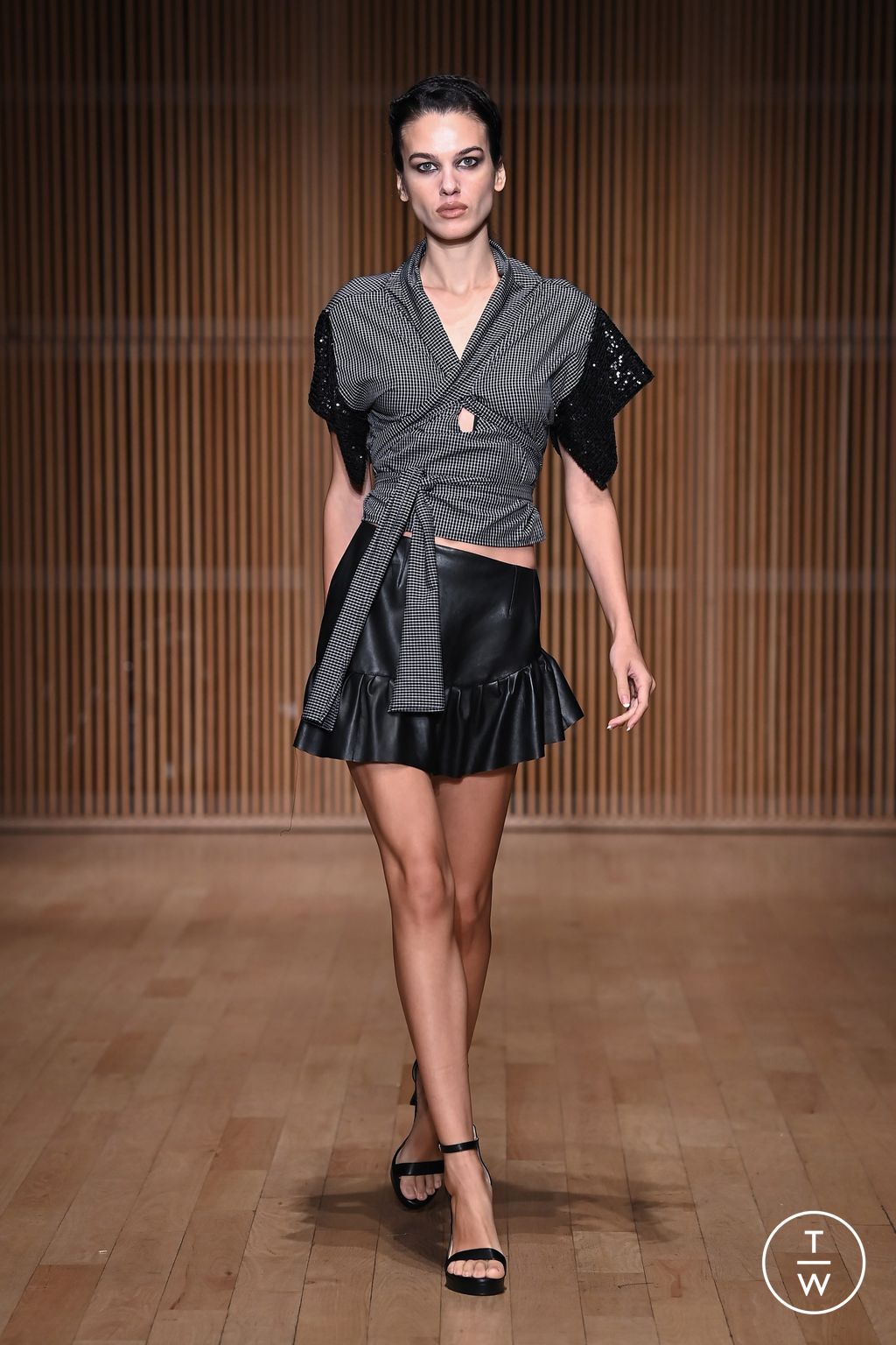 Fashion Week New York Spring-Summer 2025 look 25 de la collection Frederick Anderson womenswear