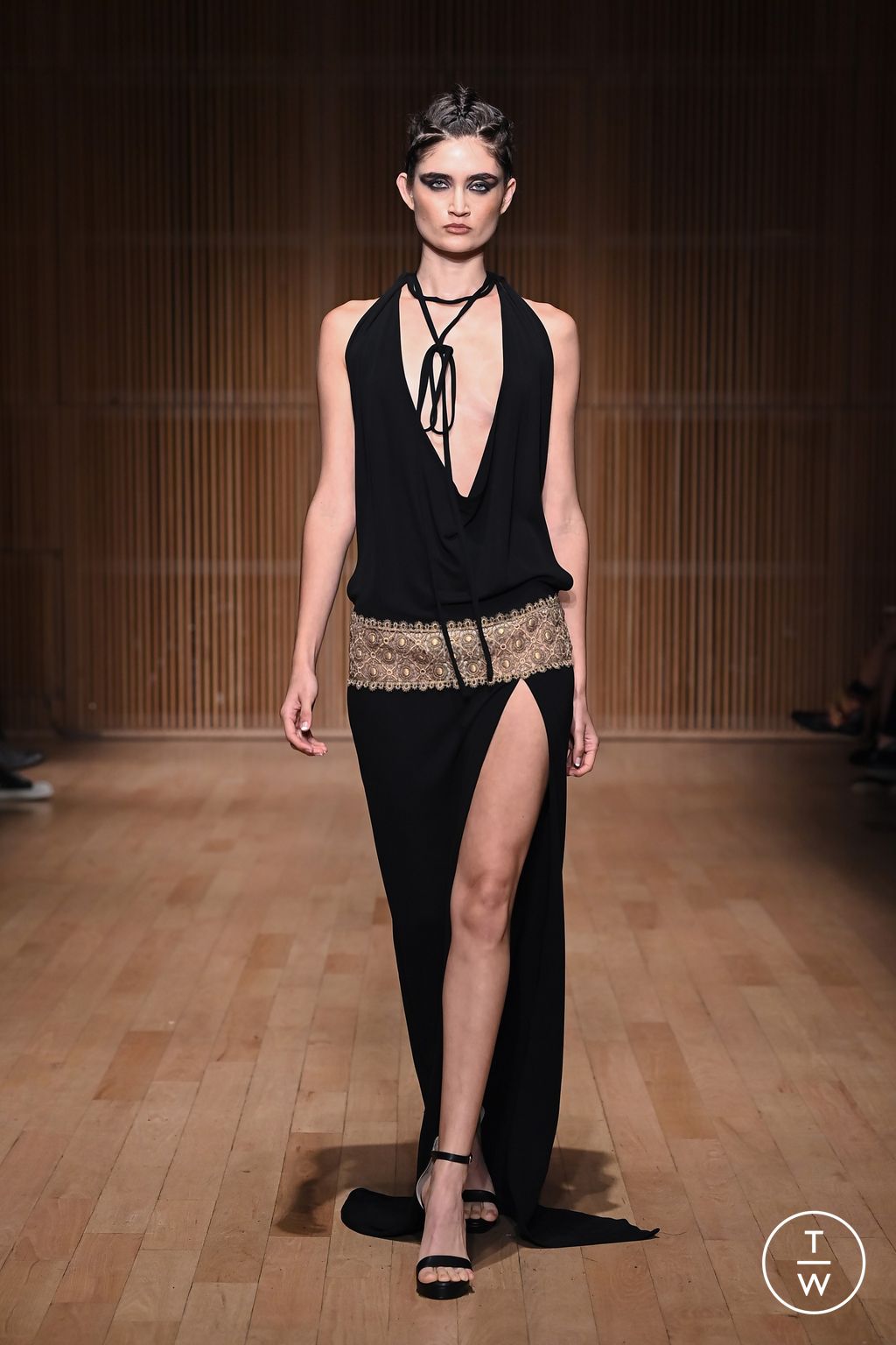 Fashion Week New York Spring-Summer 2025 look 39 from the Frederick Anderson collection 女装