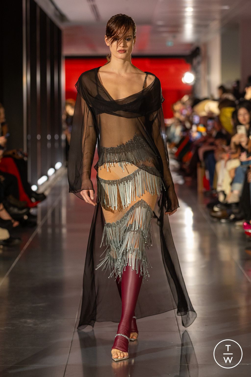 Fashion Week London Fall/Winter 2024 look 26 de la collection Frolov womenswear