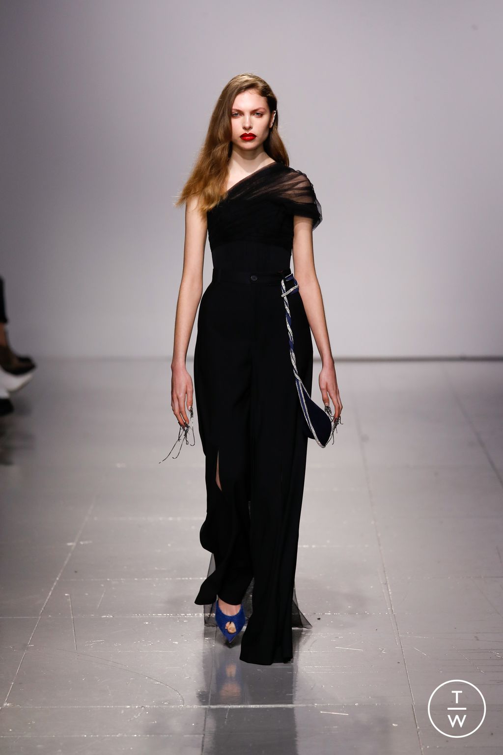 Fashion Week London Fall/Winter 2023 look 11 from the Frolov collection 女装