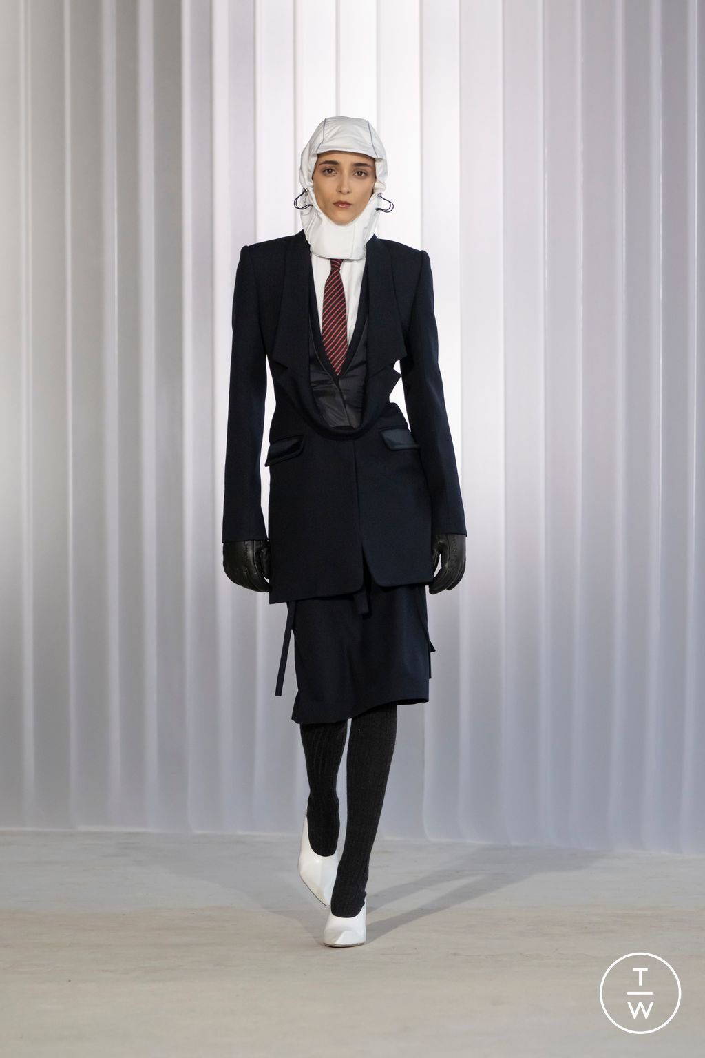 Fashion Week Paris Fall/Winter 2026 look 7 from the Jean Paul Gaultier collection womenswear