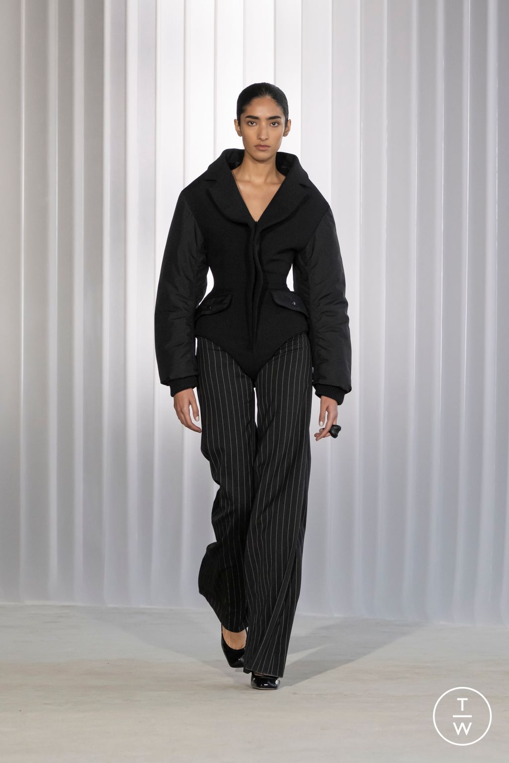 Fashion Week Paris Fall/Winter 2026 look 25 from the Jean Paul Gaultier collection womenswear