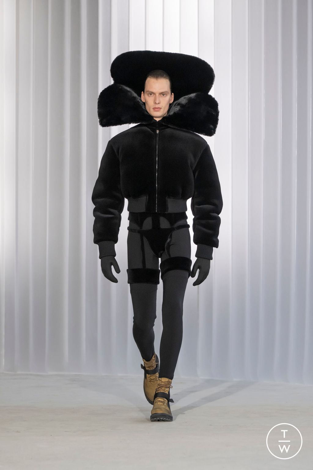 Fashion Week Paris Fall/Winter 2026 look 26 from the Jean Paul Gaultier collection womenswear